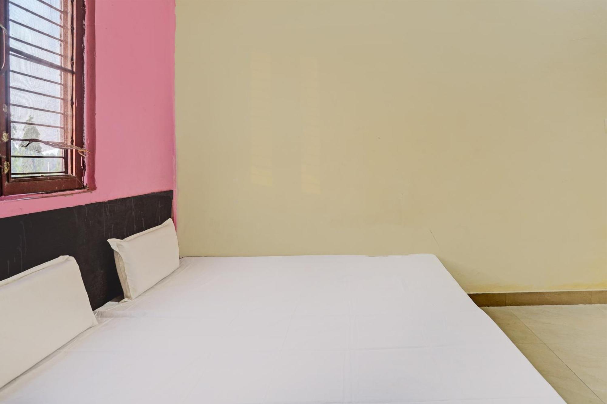 מוראדאבאד Hotel O Kamla Banquet Hall מראה חיצוני תמונה